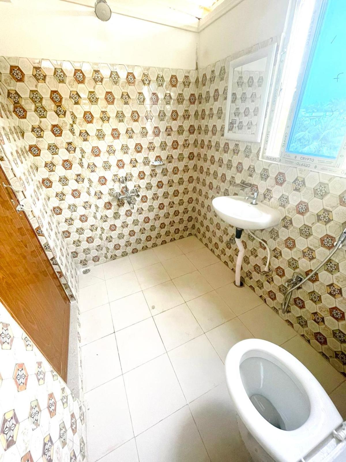 Cupidtrails Backpacker'S Penthouse 호텔 구와하티 외부 사진